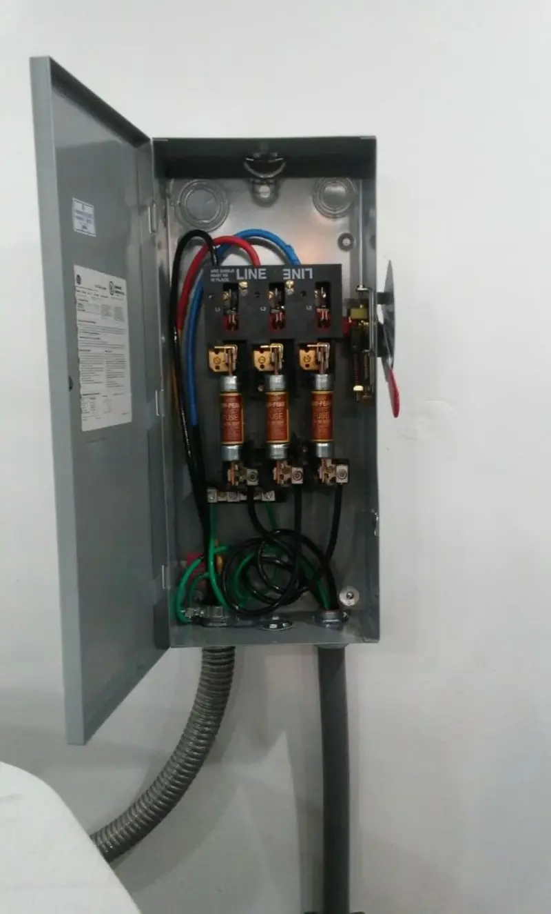 Three-phase disconnect switch installed for Electrical Wiring & Rewiring in Crouch Mesa